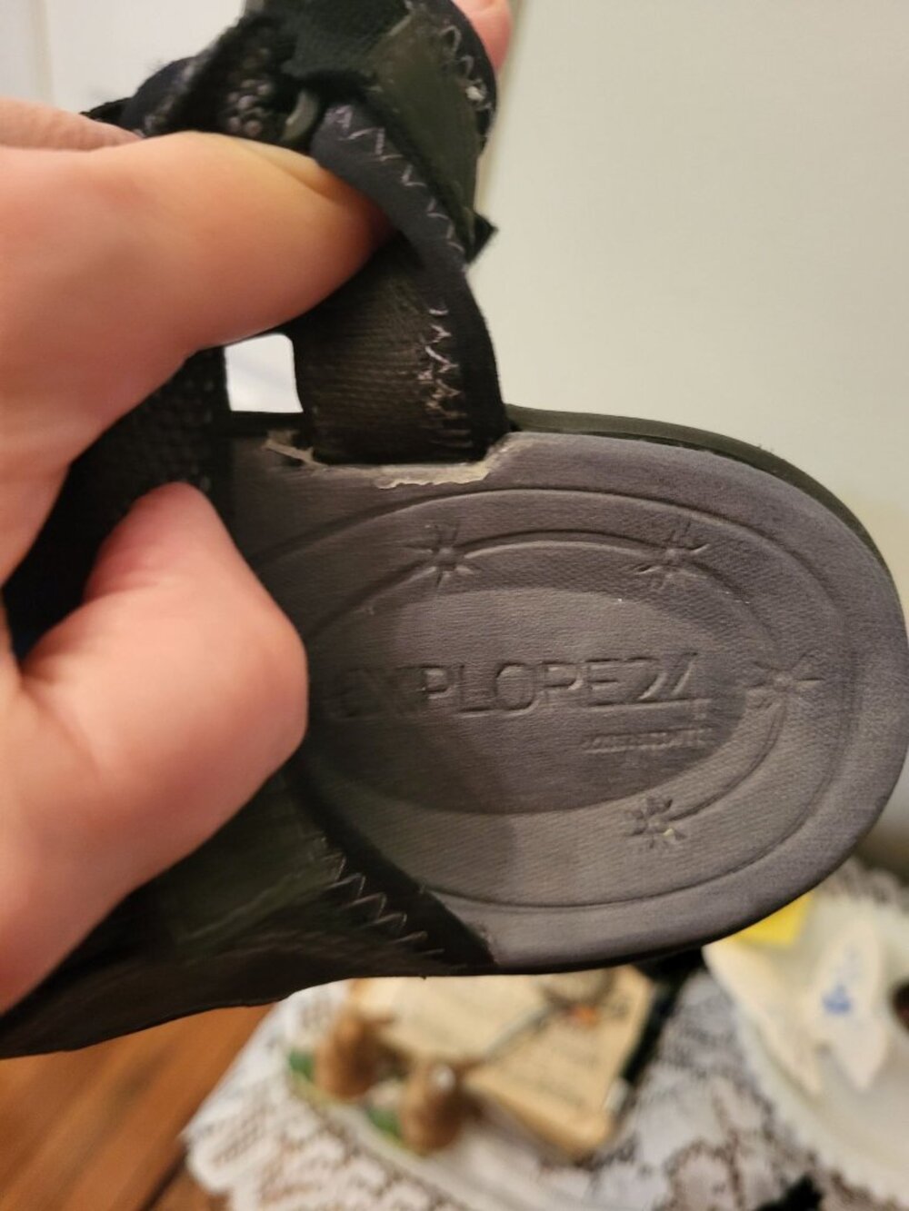 Easy Spirit Explore 24 Black Mary Jane Adjustable Straps 8.5 Gorpcore Comfort - Picture 8 of 8